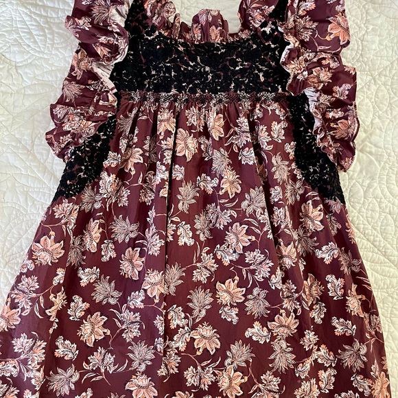 Mi Golondrina Burgundy Floral handmade Blouse - Picture 6 of 7